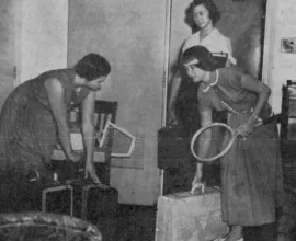 Women move into the dorms